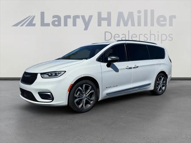 2026 Chrysler Pacifica Pinnacle for sale in Surprise, AZ