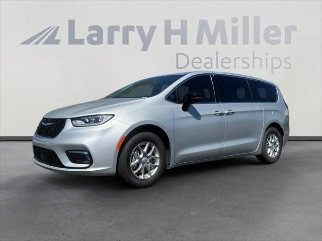 2026 Chrysler Pacifica Select for sale in Surprise, AZ