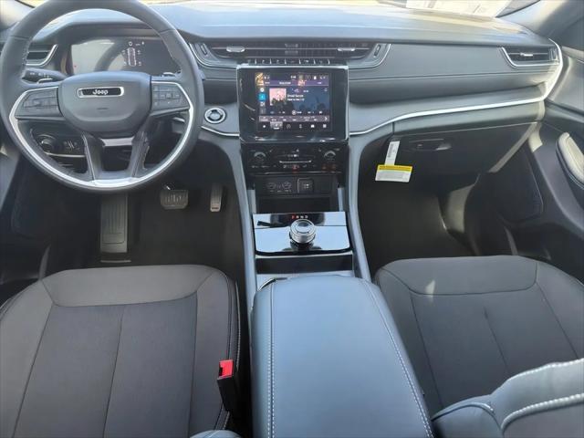 2026 Jeep Grand Cherokee Altitude 4x4