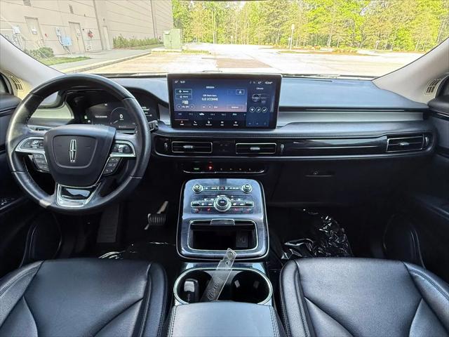 2022 Lincoln Nautilus Standard