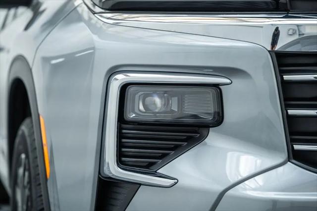 2026 Chevrolet Traverse AWD LT