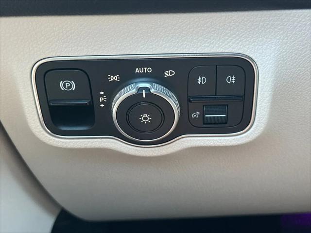 2023 Mercedes-Benz GLB GLB 250