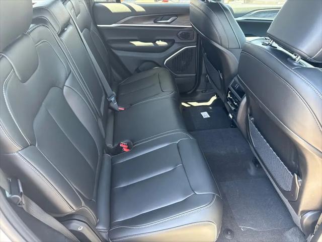 2026 Jeep Grand Cherokee Limited 4x2