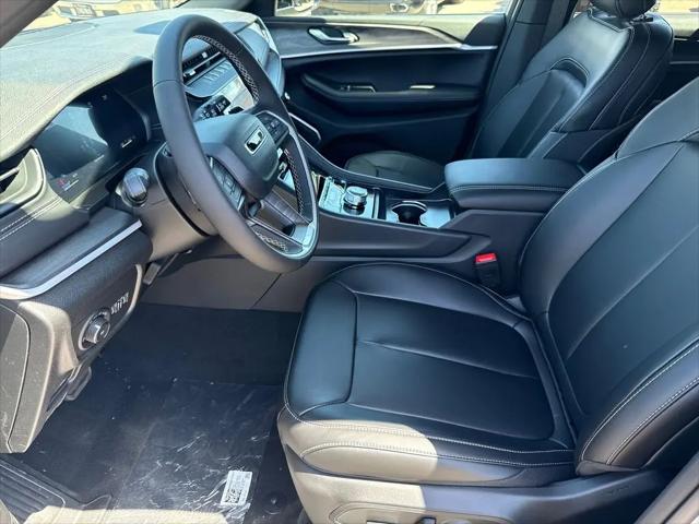 2026 Jeep Grand Cherokee Limited 4x2