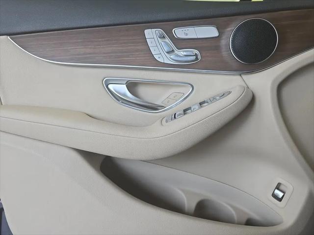 2022 Mercedes-Benz GLC SUV