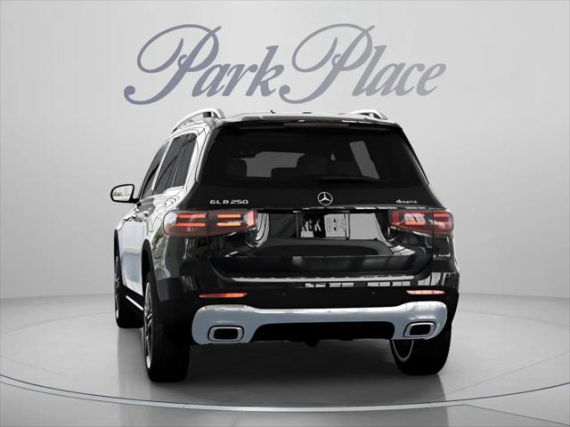 2026 Mercedes-Benz GLB 4MATIC