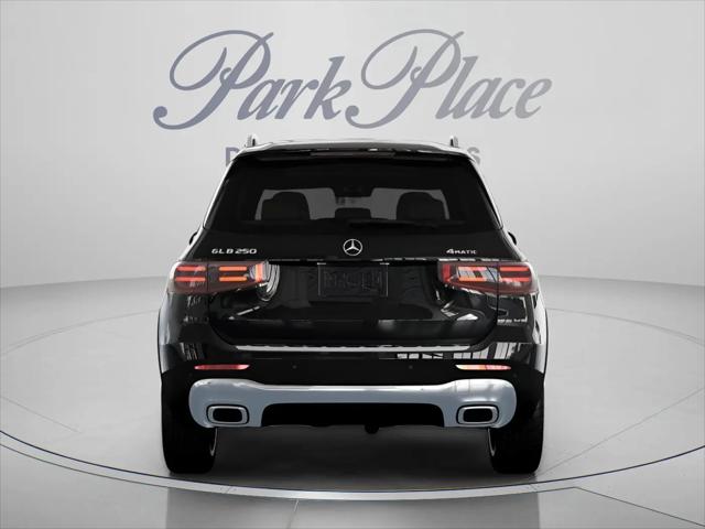 2026 Mercedes-Benz GLB 4MATIC