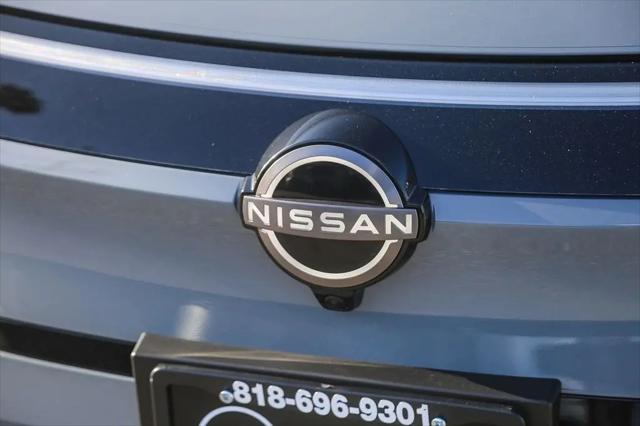 2026 Nissan LEAF PLATINUM+