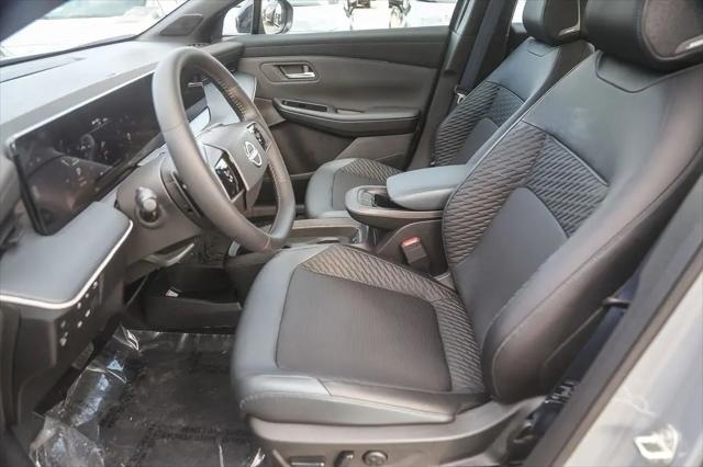 2026 Nissan LEAF PLATINUM+
