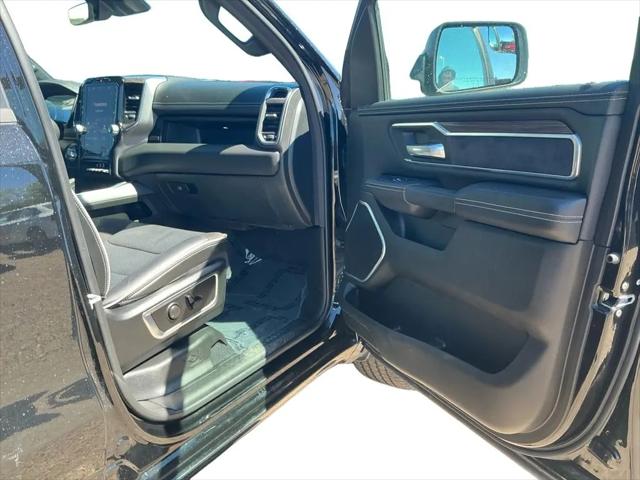 2026 Ram 1500 Laramie Crew Cab 4x4 5'7" Box