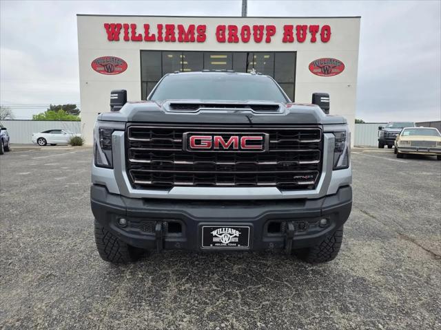 2025 GMC Sierra 2500HD 4WD Crew Cab Standard Bed AT4X