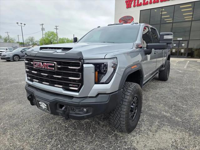 2025 GMC Sierra 2500HD 4WD Crew Cab Standard Bed AT4X