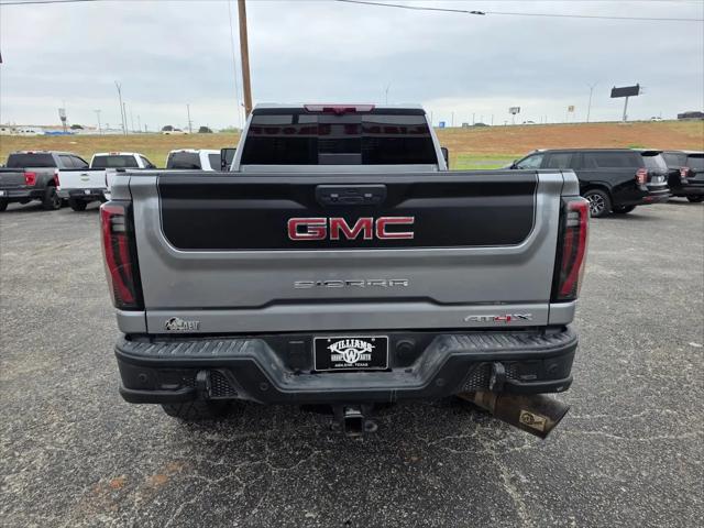 2025 GMC Sierra 2500HD 4WD Crew Cab Standard Bed AT4X