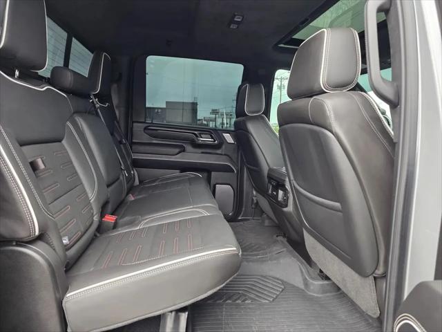 2025 GMC Sierra 2500HD 4WD Crew Cab Standard Bed AT4X