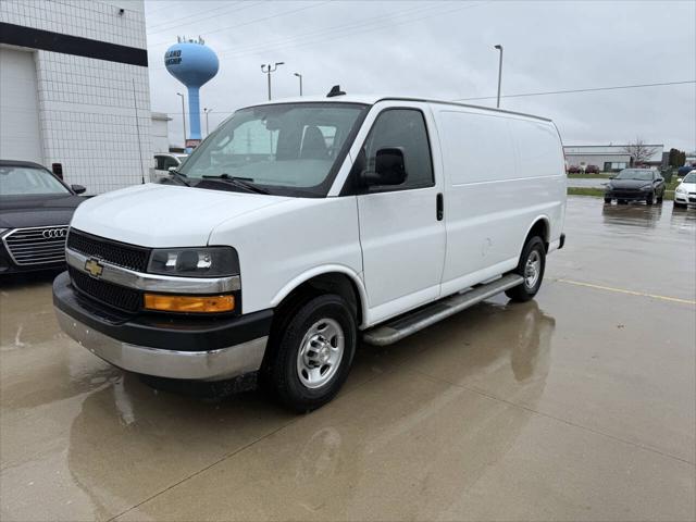2022 Chevrolet Express Cargo Van RWD 2500 Regular Wheelbase WT