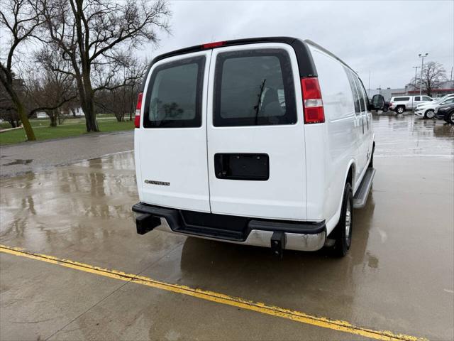 2022 Chevrolet Express Cargo Van RWD 2500 Regular Wheelbase WT