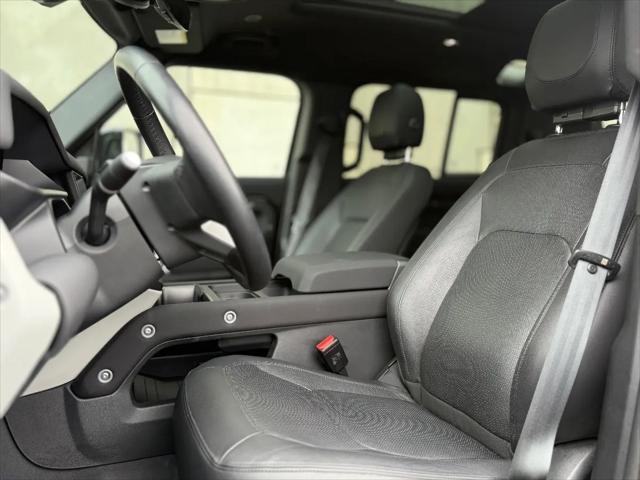 2023 Land Rover Defender 110 S