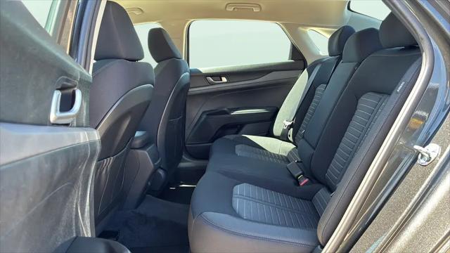 2026 Kia K5 LXS FWD
