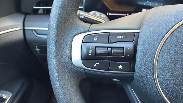 2026 Kia K5 LXS FWD