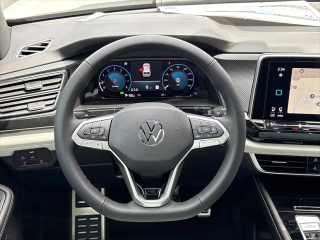 2026 Volkswagen Atlas Cross Sport SEL Premium R-Line