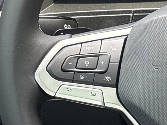 2026 Volkswagen Atlas Cross Sport SEL Premium R-Line