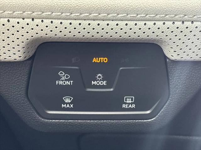 2026 Volkswagen Atlas Cross Sport SEL Premium R-Line
