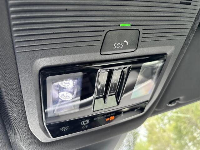 2026 Volkswagen Atlas Cross Sport SEL Premium R-Line
