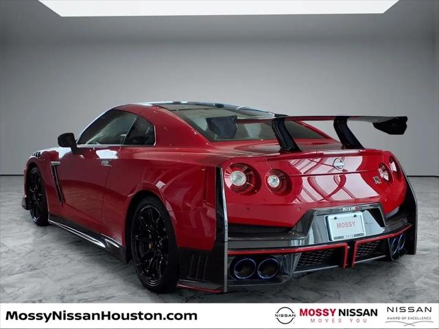 2024 Nissan GT-R NISMO Dual-clutch 6-Speed Transmission