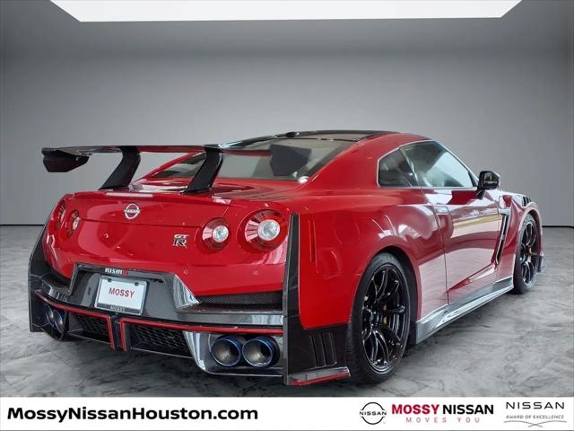 2024 Nissan GT-R NISMO Dual-clutch 6-Speed Transmission