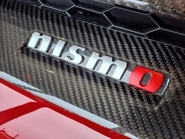 2024 Nissan GT-R NISMO Dual-clutch 6-Speed Transmission