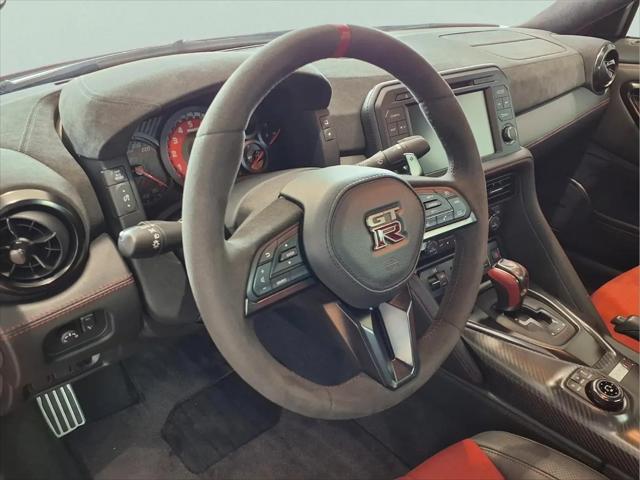 2024 Nissan GT-R NISMO Dual-clutch 6-Speed Transmission
