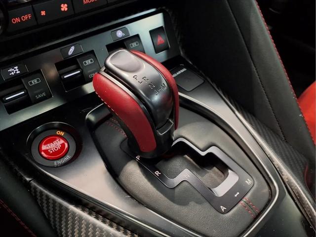 2024 Nissan GT-R NISMO Dual-clutch 6-Speed Transmission
