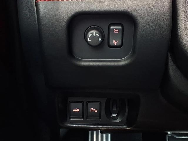 2024 Nissan GT-R NISMO Dual-clutch 6-Speed Transmission