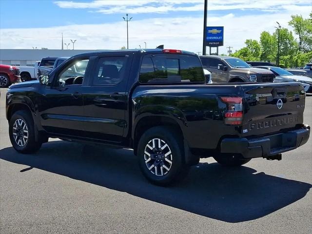 2025 Nissan Frontier Crew Cab SL 4x4