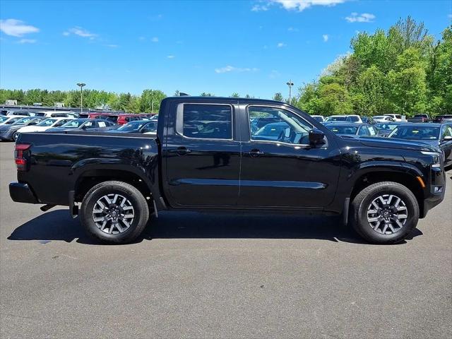 2025 Nissan Frontier Crew Cab SL 4x4