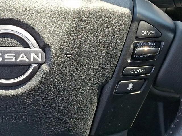 2025 Nissan Frontier Crew Cab SL 4x4