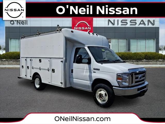 2019 Ford E-350 Cutaway E-350 for sale in Warminster, PA