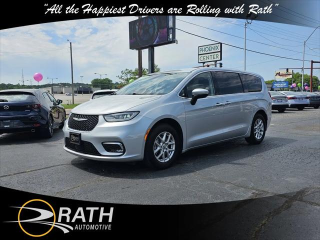 2023 Chrysler Pacifica Touring L for sale in Fort Smith, AR
