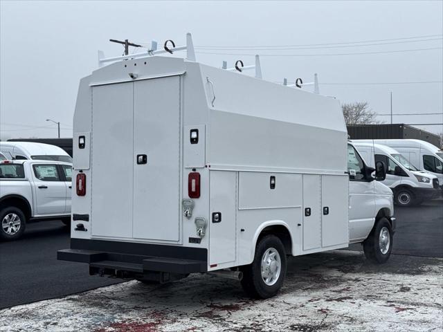 2026 Ford E-350 Cutaway Base