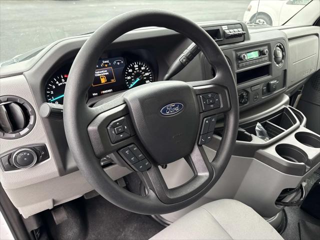 2026 Ford E-350 Cutaway Base