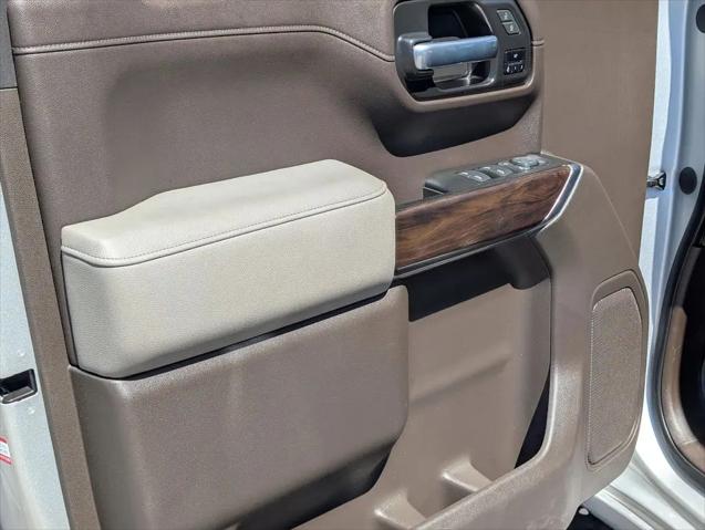 2020 GMC Sierra 1500 2WD Crew Cab Short Box SLT