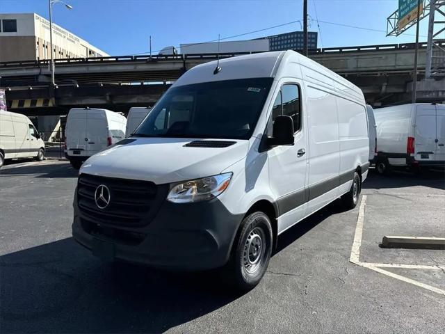 2025 Mercedes-Benz Sprinter 2500 High Roof 4-Cyl Diesel