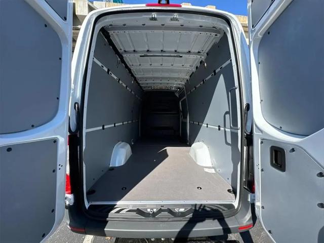 2025 Mercedes-Benz Sprinter 2500 High Roof 4-Cyl Diesel