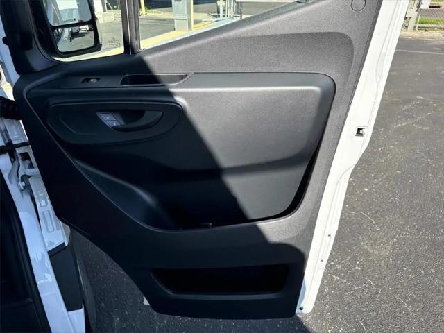 2025 Mercedes-Benz Sprinter 2500 High Roof 4-Cyl Diesel