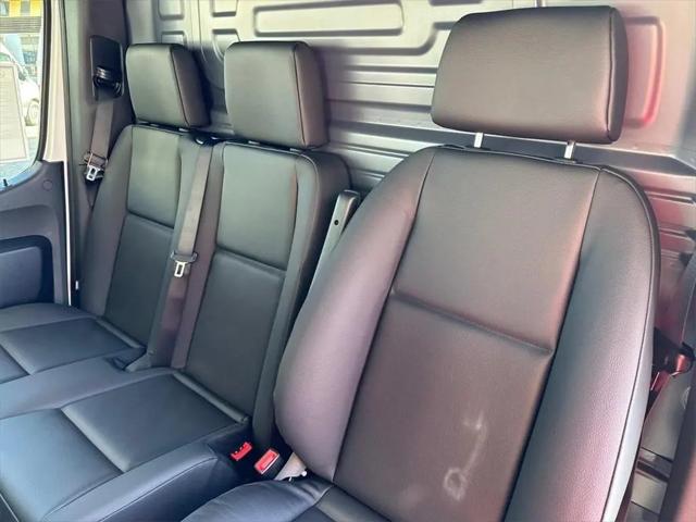 2025 Mercedes-Benz Sprinter 2500 High Roof 4-Cyl Diesel