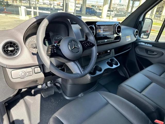 2025 Mercedes-Benz Sprinter 2500 High Roof 4-Cyl Diesel