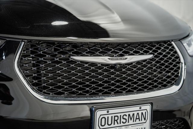 2026 Chrysler Pacifica Select AWD