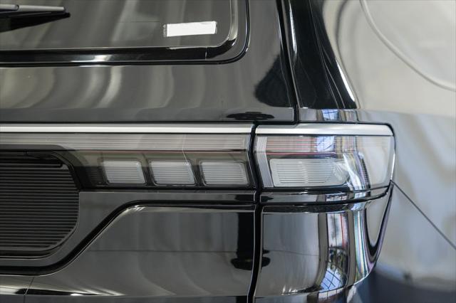 2026 Jeep Grand Wagoneer L 4x4