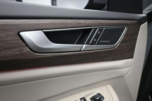 2026 Volkswagen Atlas SEL Premium R-Line