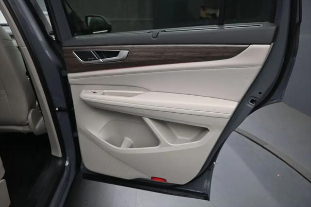 2026 Volkswagen Atlas SEL Premium R-Line